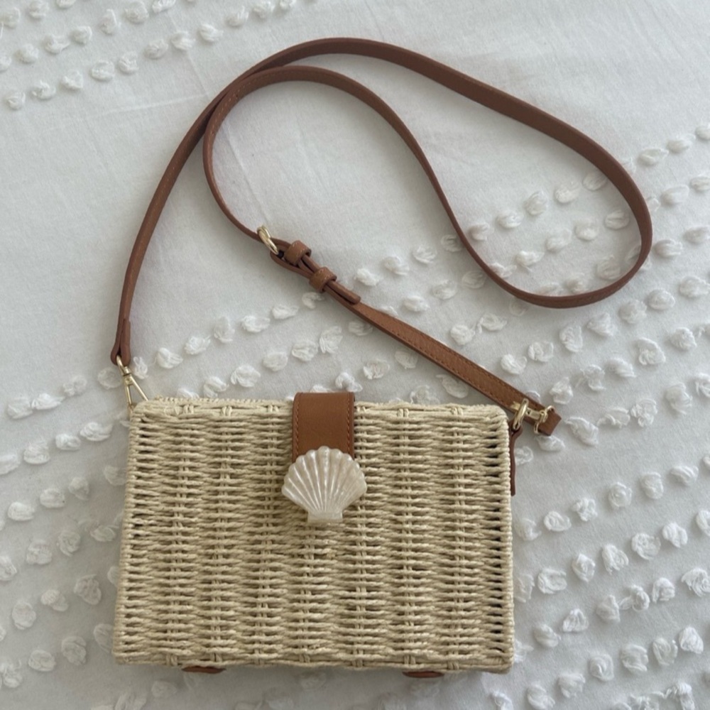 Lauren Conrad Seashell Bag